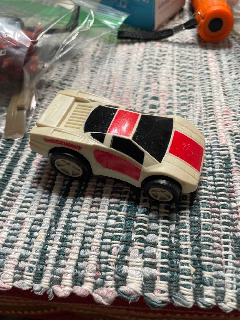 Shockwave White and Red Racing Toy Car